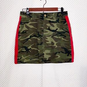 SOLD- Camo Print Mini Skirt - Forever 21 - Size M